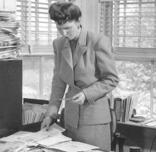 Fichier:Mary Sennholz.jpg