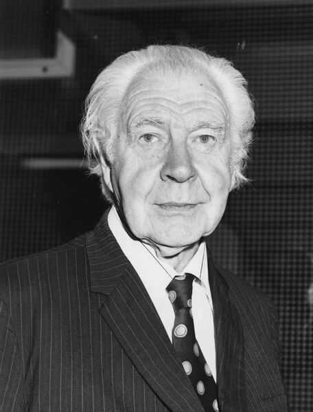 Fichier:Lionel Robbins.jpg